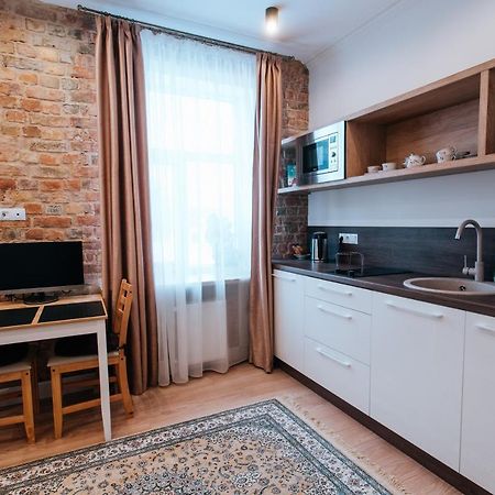 ריגה Stylish Latvian-Style Studio Apartment Near City Center, Parks, Cafes & Public Transit מראה חיצוני תמונה